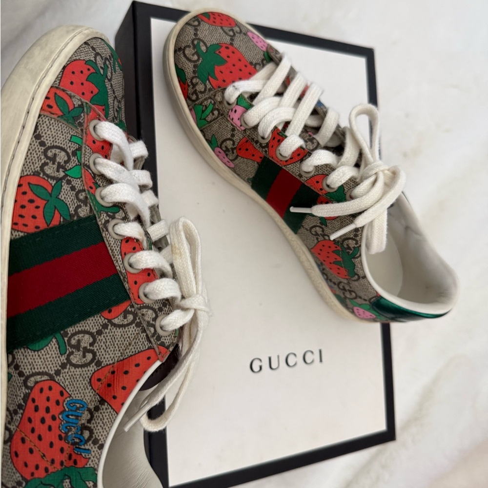 Gucci Strawberry GG Ace Sneakers - Beige, Red, Green